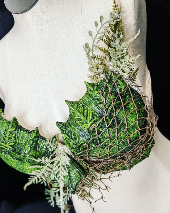 Blank plastic shell set from IDfabrications ID Fabrications for cosplay crafting mermaid tops and merfolk accessories Inspired by the beloved Creature from the Black Lagoon this set has been sculpted to mimic the pebbled shoreline of a dark lake. This set combined with our Tri-Fin set make up our featured Creature from the Black Lagoon Siren Tops.