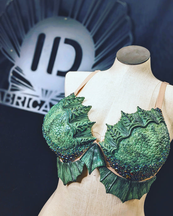 Blank plastic shell set from IDfabrications ID Fabrications for cosplay crafting mermaid tops and merfolk accessories Inspired by the beloved Creature from the Black Lagoon this set has been sculpted to mimic the pebbled shoreline of a dark lake. This set combined with our Tri-Fin set make up our featured Creature from the Black Lagoon Siren Tops.