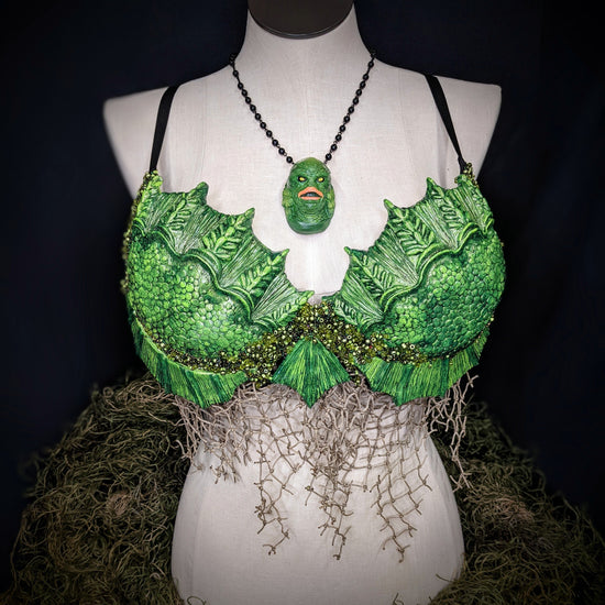 Blank plastic shell set from IDfabrications ID Fabrications for cosplay crafting mermaid tops and merfolk accessories Inspired by the beloved Creature from the Black Lagoon this set has been sculpted to mimic the pebbled shoreline of a dark lake. This set combined with our Tri-Fin set make up our featured Creature from the Black Lagoon Siren Tops.