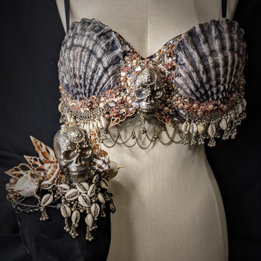 Blank plastic shell set from IDfabrications ID Fabrications for cosplay crafting mermaid tops and merfolk accessories Lion Paw Shell Set 