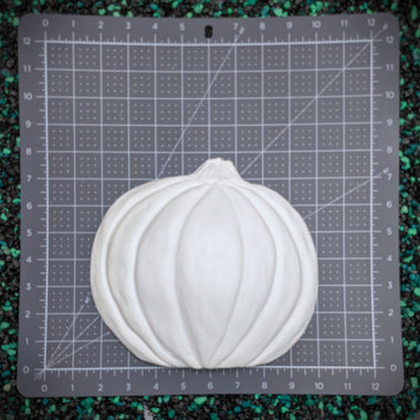 Blank plastic fake faux shell set from IDfabrications ID Fabrications for cosplay DIY crafting mermaid tops and merfolk accessories shells bra mermaidtop siren pumpkin spooky Halloween